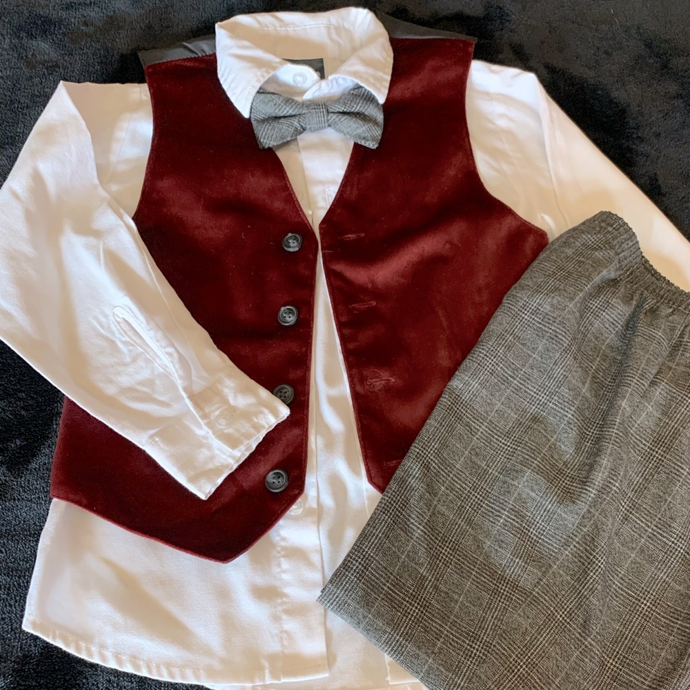 Nautica Boys' 4-Piece Vest Set
